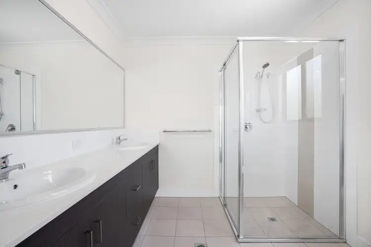 Sixth view of Homely townhouse listing, 26/15 Oasis Close, Manly West QLD 4179