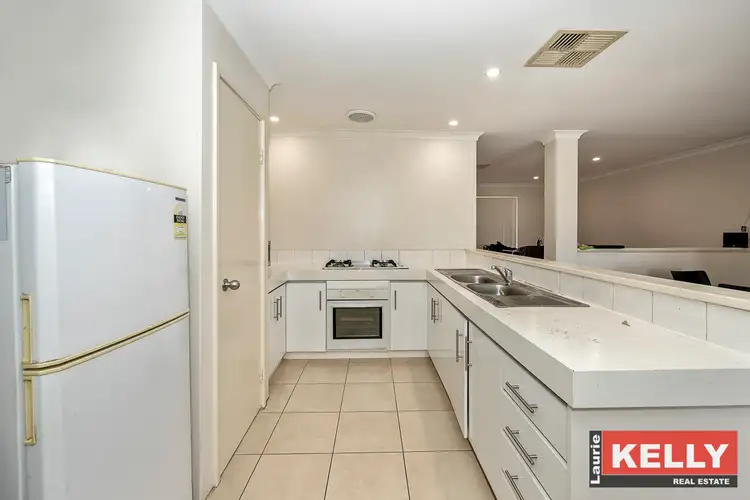 Sixth view of Homely villa listing, 4/157 Sevenoaks Street, Cannington WA 6107
