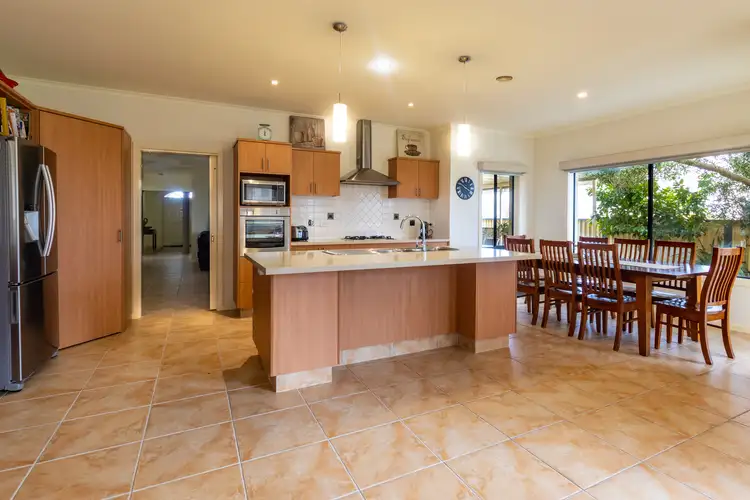 Fourth view of Homely house listing, 1 Tamar Court, Narre Warren North VIC 3804