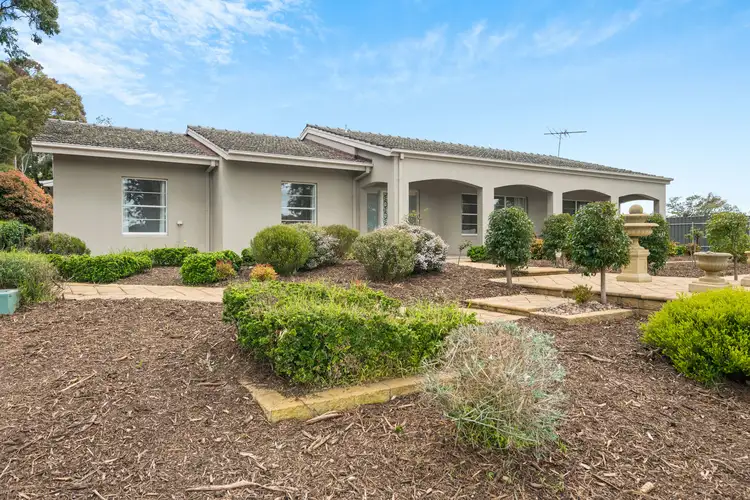 16 Sims Road, Mount Barker SA 5251