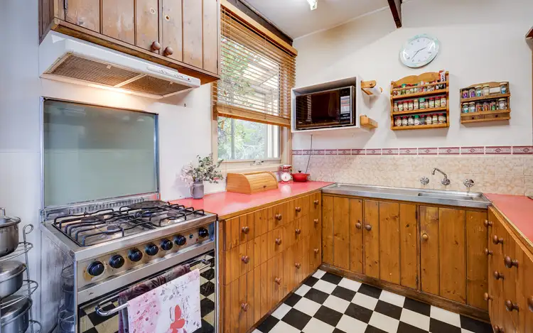Fifth view of Homely house listing, 6 Ruthven Way, Ringwood East VIC 3135