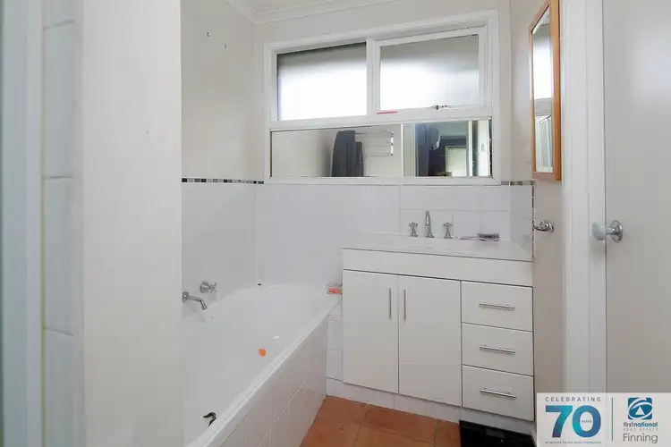 Sixth view of Homely unit listing, 450A McClelland Drive, Langwarrin VIC 3910