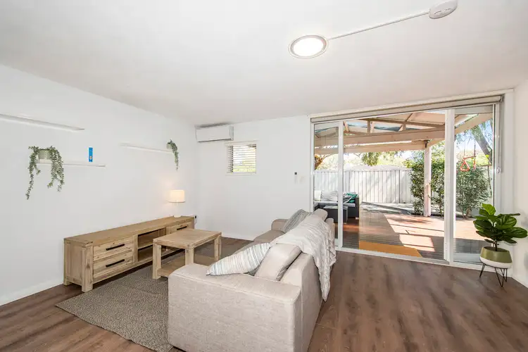 Seventh view of Homely house listing, 3 Mirreen Court, Karawara WA 6152