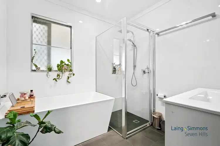 13 Portia Road, Toongabbie NSW 2146