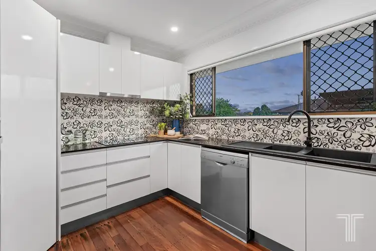 Sixth view of Homely house listing, 6 Dirkala Street, Mansfield QLD 4122