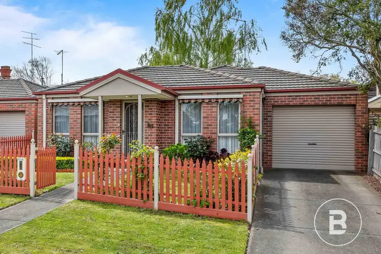 2/1A Redan Street, Newington VIC 3350