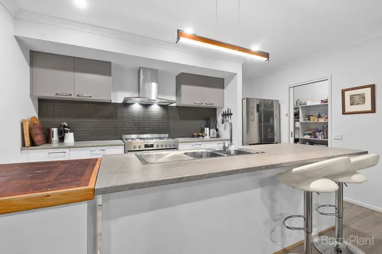 Third view of Homely house listing, 33 Meadowlea Crescent, Pakenham VIC 3810