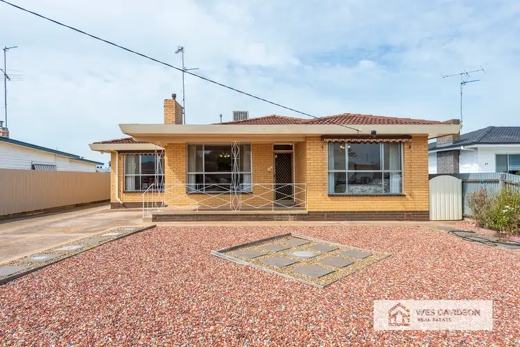 27 Derimal Street, Horsham VIC 3400