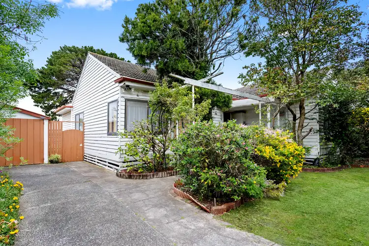 66 Catherine Avenue, Chelsea VIC 3196