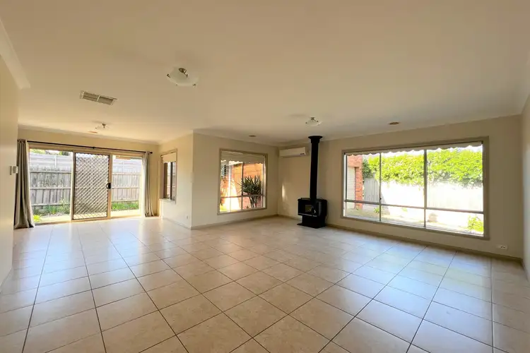 Fifth view of Homely unit listing, 2/11 Dunraven Court, Sydenham VIC 3037
