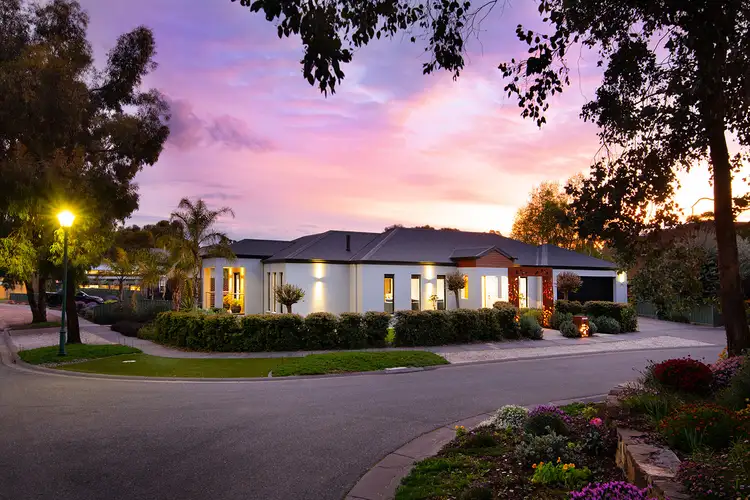 Main view of Homely house listing, 4 Elwood Drive, Strathdale VIC 3550
