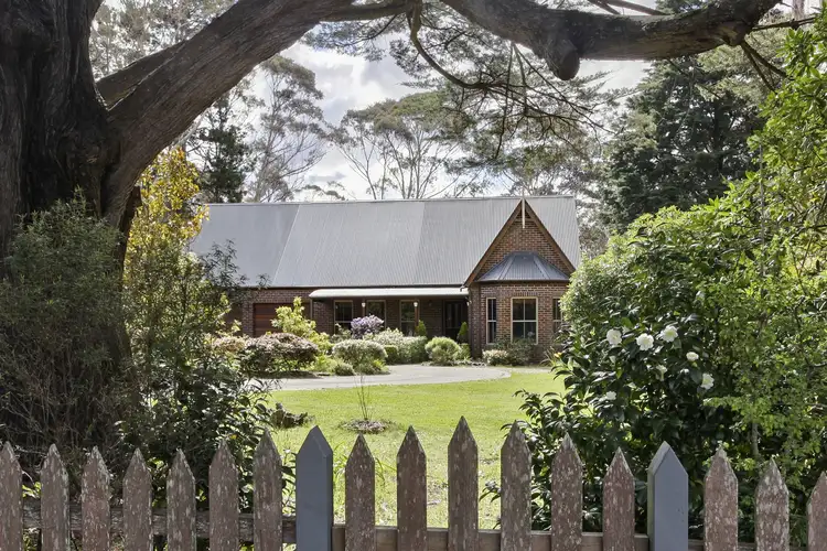 210 Hat Hill Road, Blackheath NSW 2785