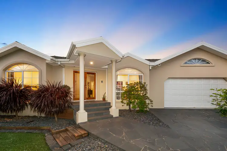 7 Dryburgh Place, Hillside VIC 3037