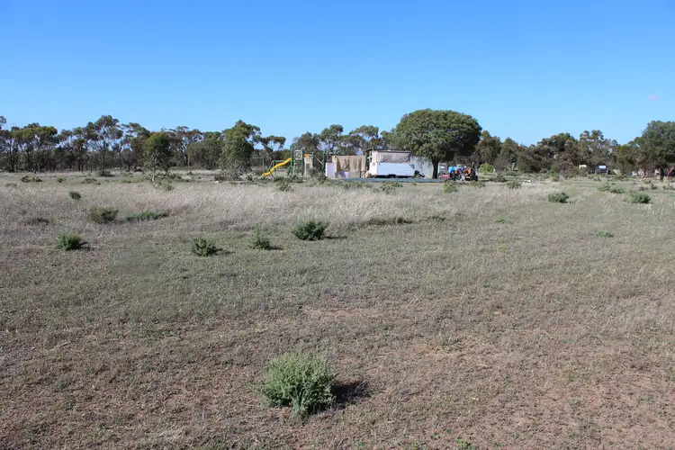 198 Dowerin-Meckering Road
