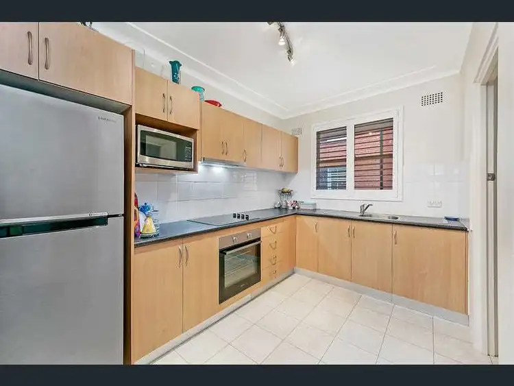 6/6 Riverview Street