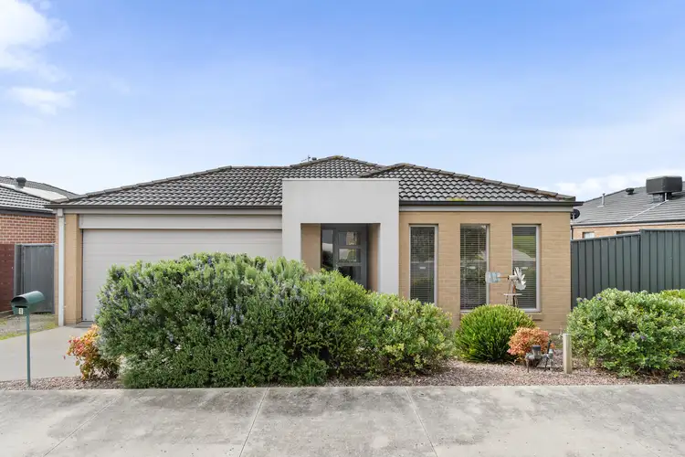 8 Boronia Way