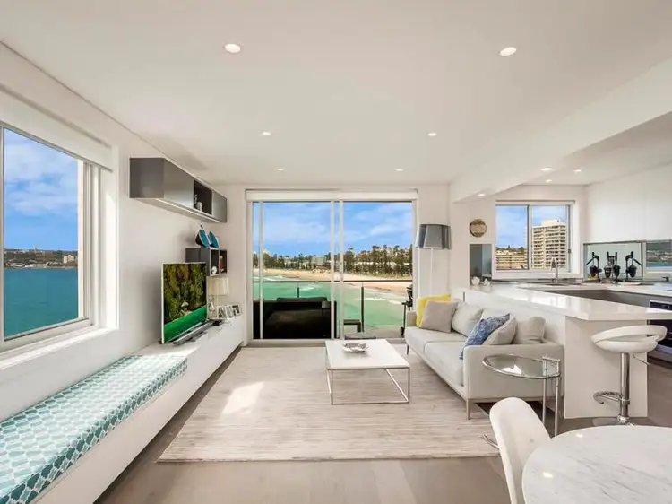 Second view of Homely unit listing, 22/2 Queenscliff Road, Queenscliff NSW 2096