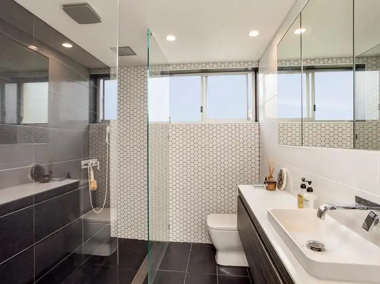 Fifth view of Homely unit listing, 22/2 Queenscliff Road, Queenscliff NSW 2096