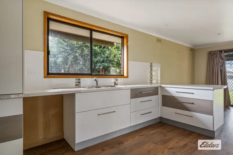 Sixth view of Homely house listing, 1 Borthwick Court, Wodonga VIC 3690