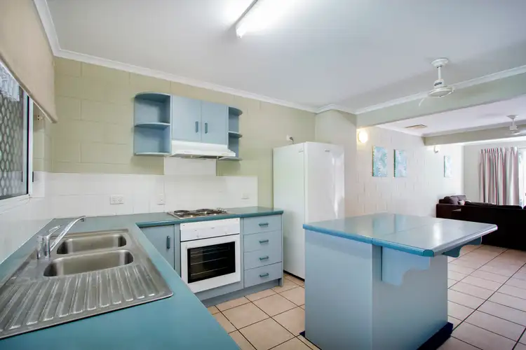 3/5 Eshelby Drive, Cannonvale QLD 4802