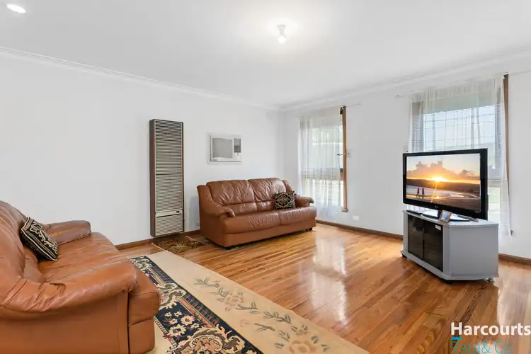 Second view of Homely house listing, 3 Michelle Close, Thomastown VIC 3074