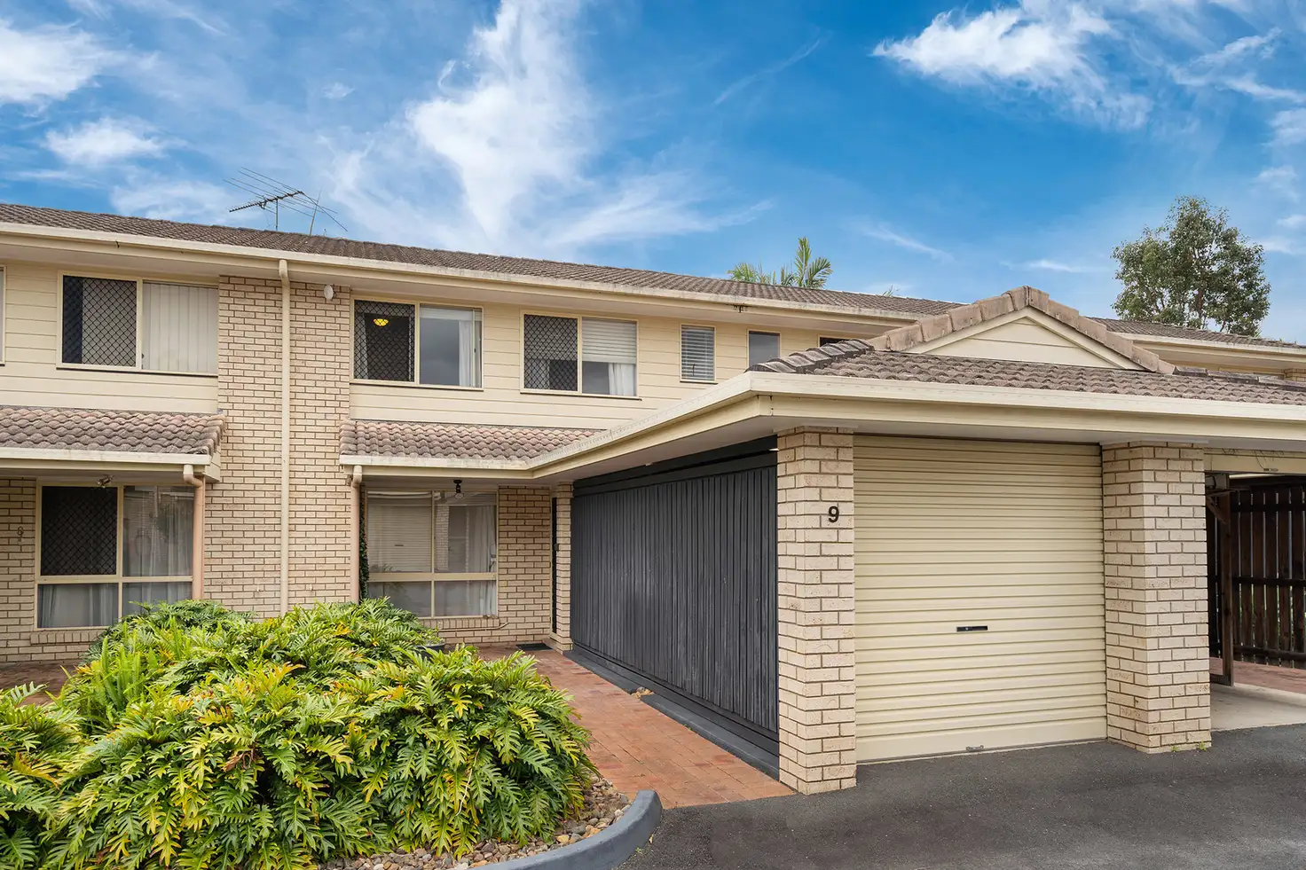 Main view of Homely unit listing, 9/11 Damalis Street, Woodridge QLD 4114