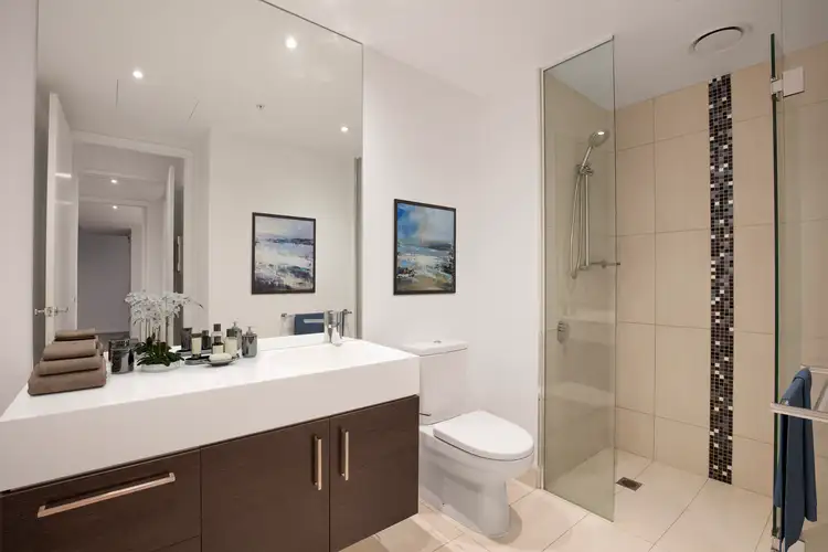 Sixth view of Homely apartment listing, 5209/35 Queensbridge Street, Southbank VIC 3006