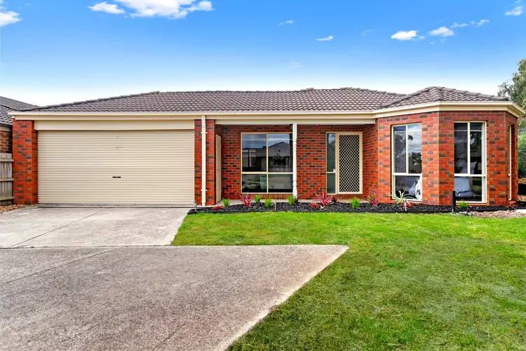 8 Jessica Place, Carrum Downs VIC 3201