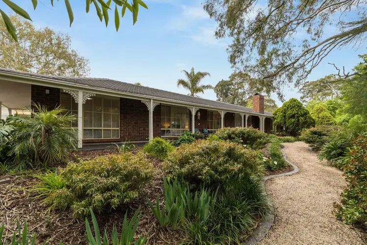 1 Parkview Court, Aberfoyle Park SA 5159