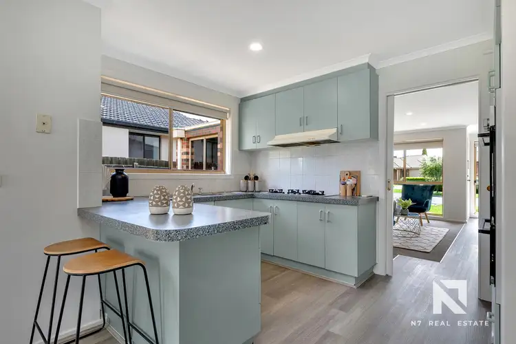 Sixth view of Homely unit listing, 1/2 Hyperno Court, Keilor Downs VIC 3038