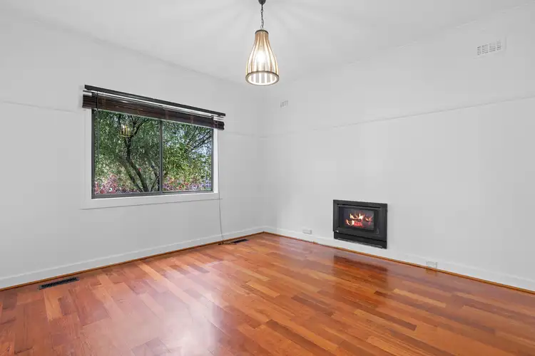 Second view of Homely house listing, 10 Royal Avenue, Kennington VIC 3550