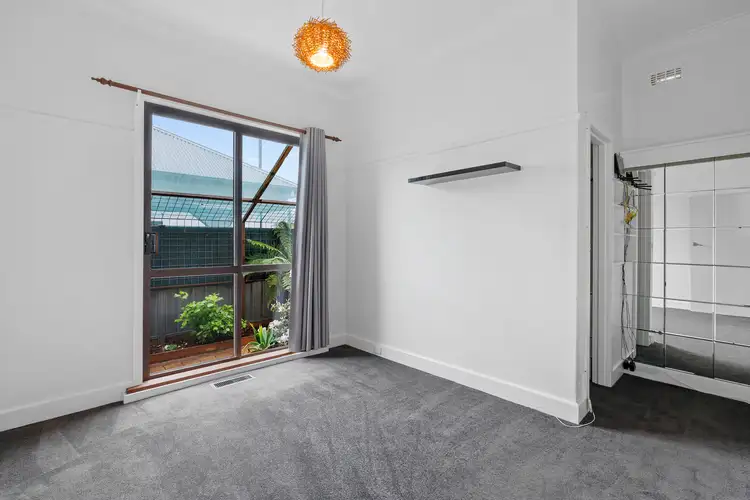 Fifth view of Homely house listing, 10 Royal Avenue, Kennington VIC 3550