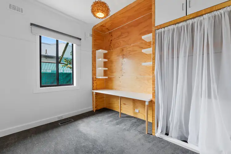 Sixth view of Homely house listing, 10 Royal Avenue, Kennington VIC 3550