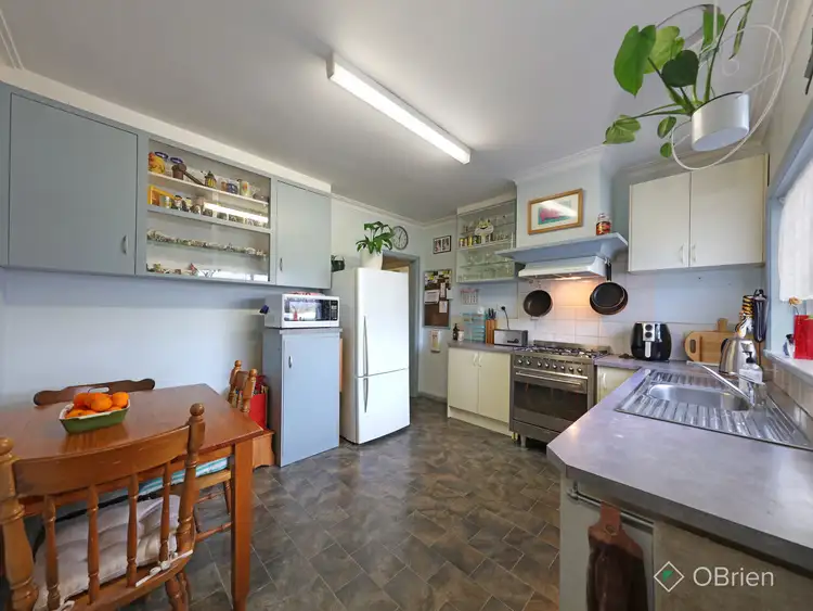 Second view of Homely house listing, 8 Grandview Grove, Oakleigh VIC 3166