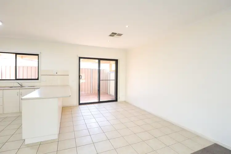 Fifth view of Homely unit listing, 15/6-40 Colonial Drive, Mildura VIC 3500