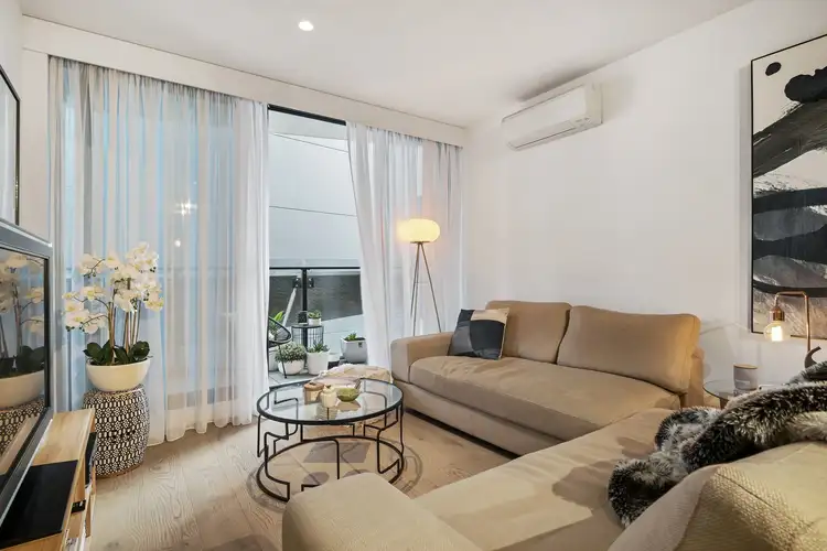 2406/50 Albert Road, South Melbourne VIC 3205