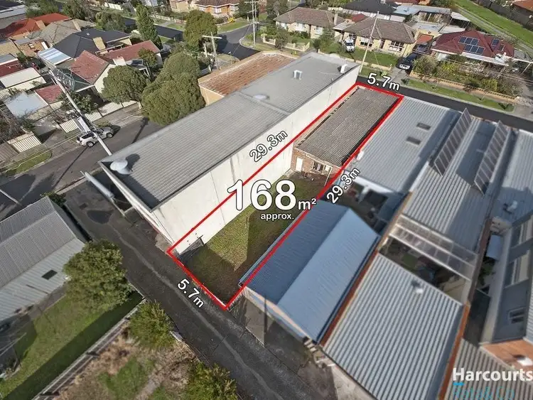 24 Daleglen Street, Reservoir VIC 3073