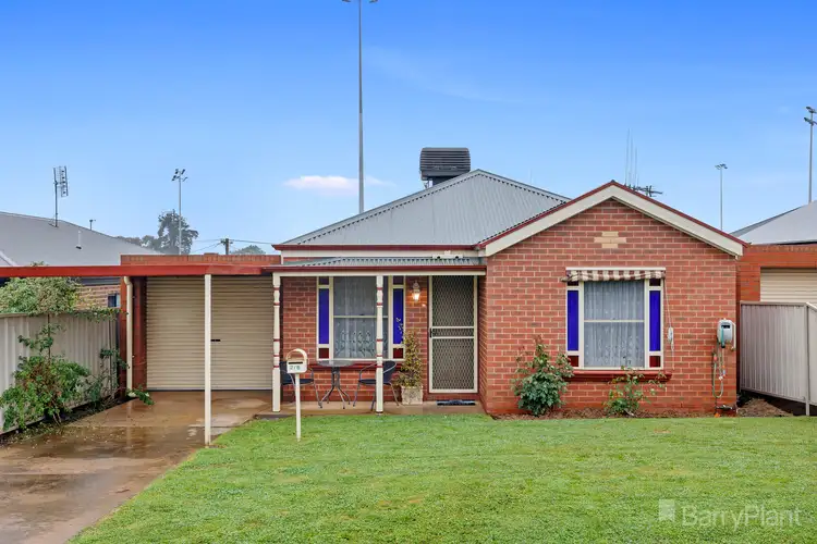 2/6 Richards Street, Eaglehawk VIC 3556