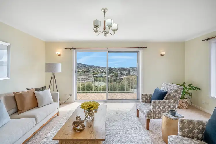 Fourth view of Homely unit listing, 2/9 Manresa Court, Sandy Bay TAS 7005