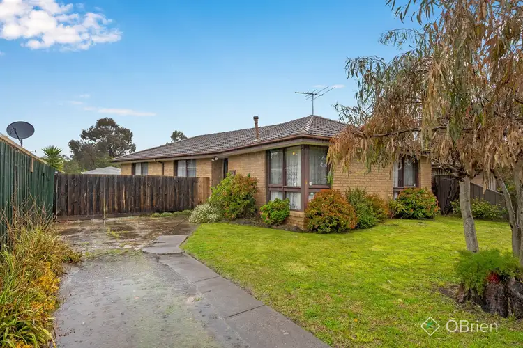 3 Second Avenue, Melton South VIC 3338