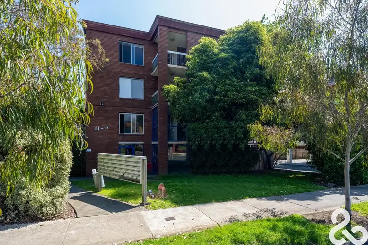 24/11-13 Cooma Street, Preston VIC 3072