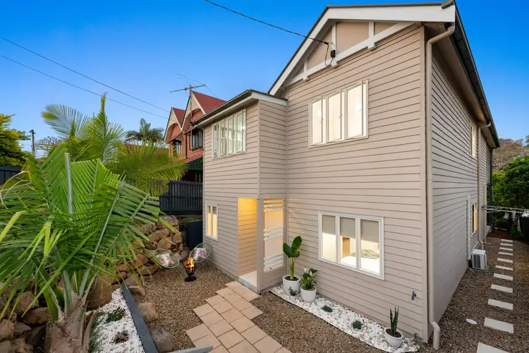 28 Kent Street, Coorparoo QLD 4151