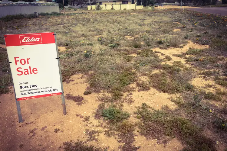 12 McKenzie Street, Cowell SA 5602