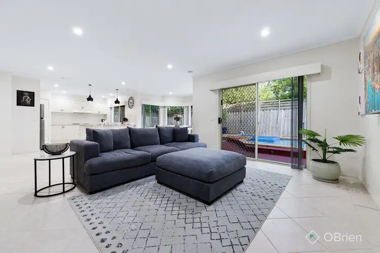 Fifth view of Homely house listing, 8 View Park Circuit, Narre Warren South VIC 3805