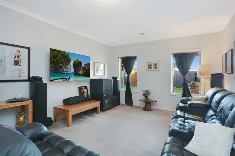 Sixth view of Homely house listing, 8 Cedar Court, Werribee VIC 3030