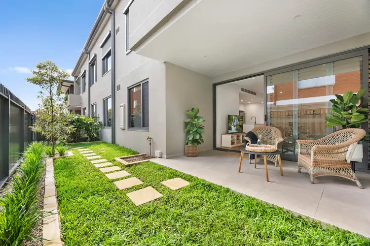Main view of Homely unit listing, 4/129 Lagoon Street, Narrabeen NSW 2101