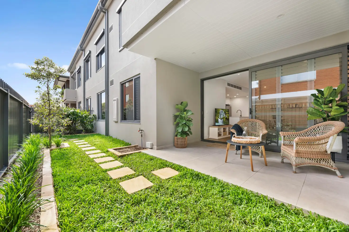 Main view of Homely unit listing, 4/129 Lagoon Street, Narrabeen NSW 2101