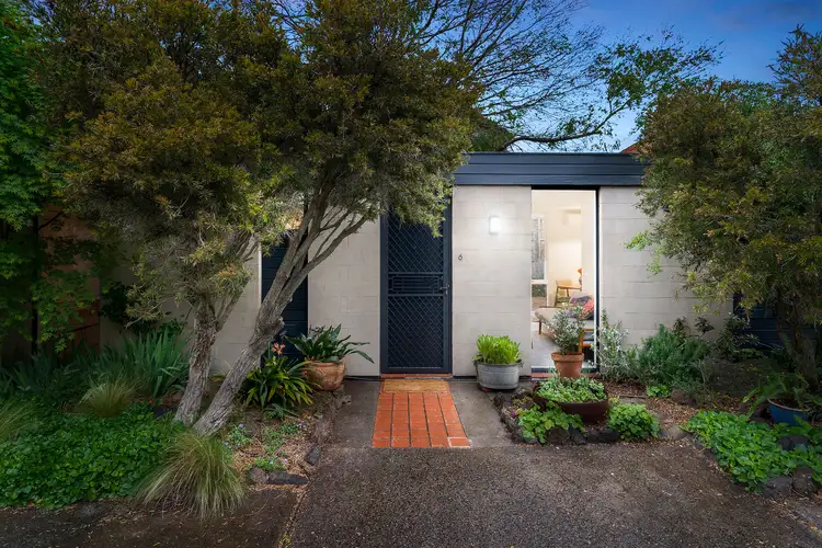 Second view of Homely villa listing, 6/1A Govan Court, Footscray VIC 3011