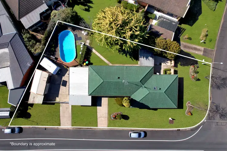 35 Crookston Drive, Camden South NSW 2570
