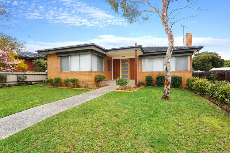 1/4 Batman Grove, Mulgrave VIC 3170